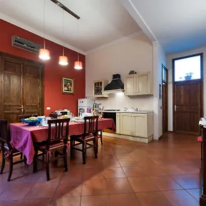 https://bb-casa-degli-artisti.palermohotels.org