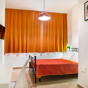 1970 Casa de hóspedes Nápoles